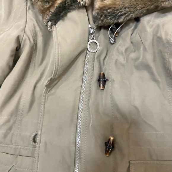 Women's Tan Fur-Trimmed Puffer Coat - Picture 4 of 6